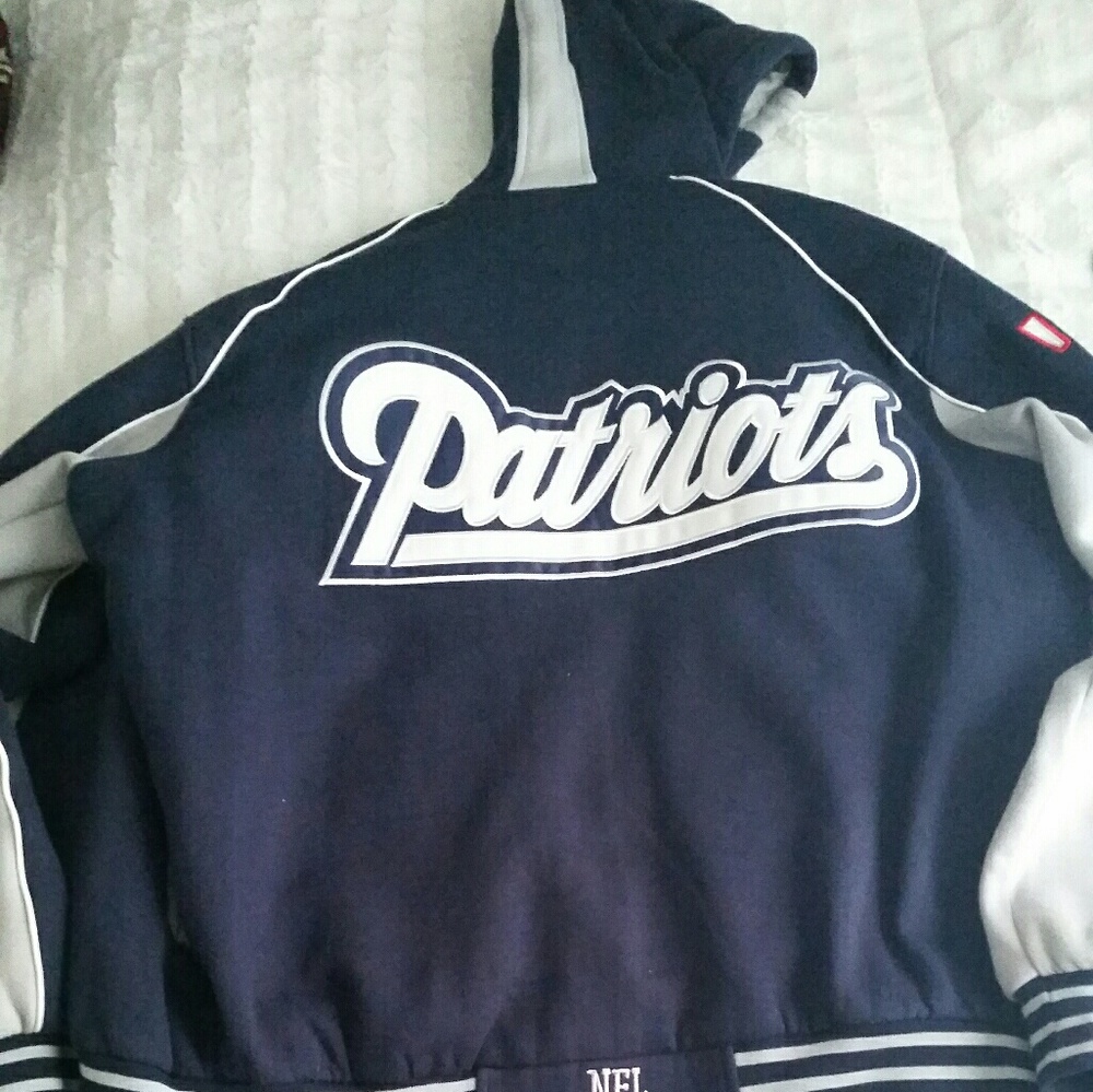 Hoody - Picture 2 of 3